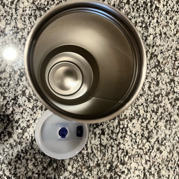 Stanley Sky Blue Travel Mug with Silver Trim - Picture 5 of 5